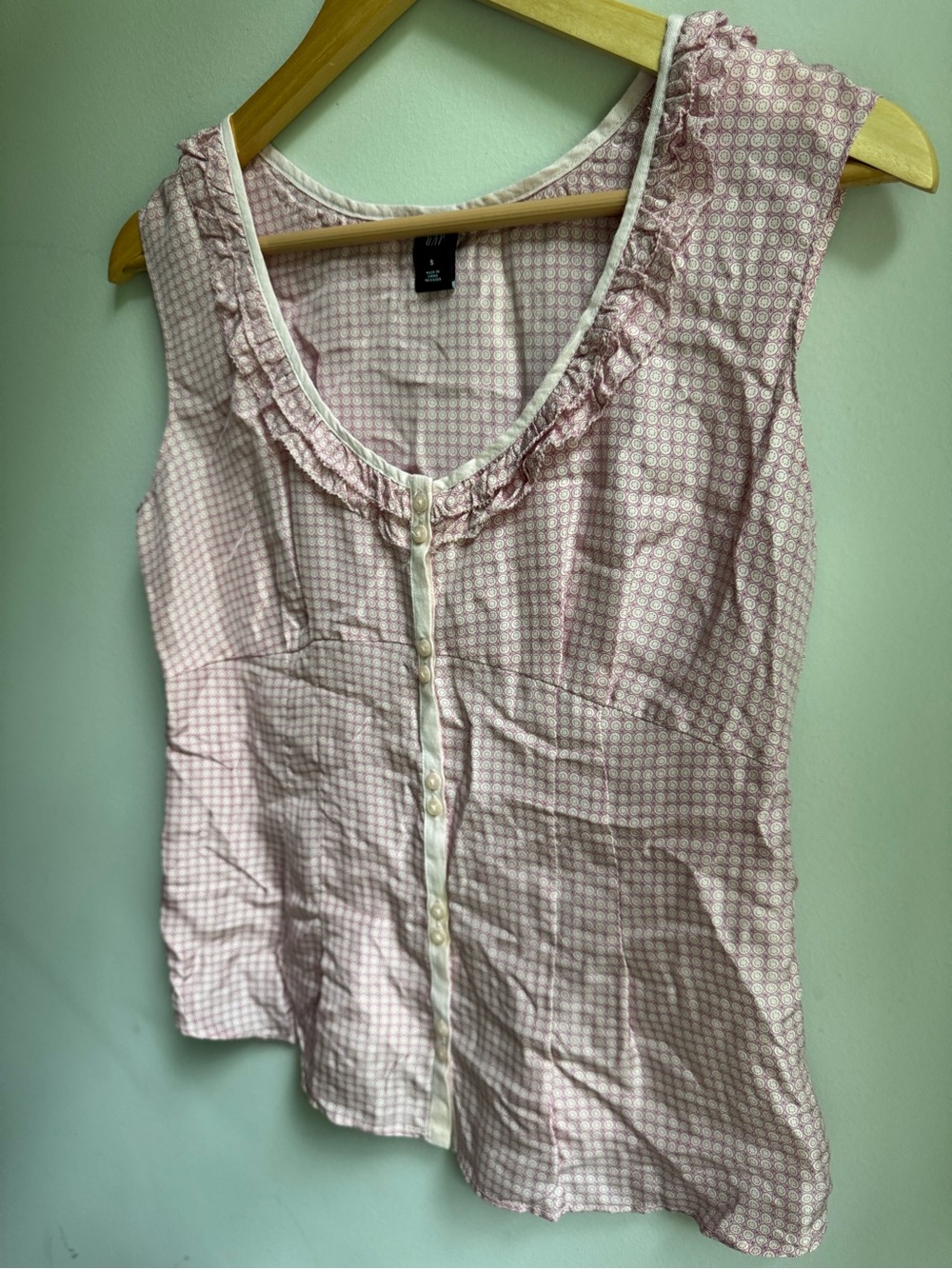 GAP Pink Checked Sleeveless Ruffle Button-Front Top - Picture 7 of 8